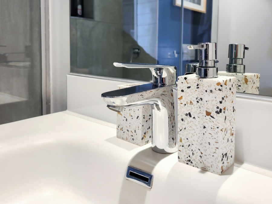  Bedroom Property for Sale in Cape Town City Centre Western Cape